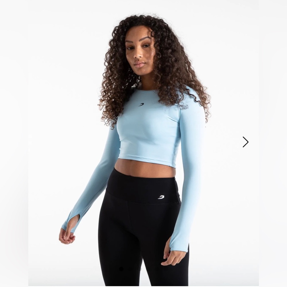Performance Crop Long Sleeve Tee - Light Blue